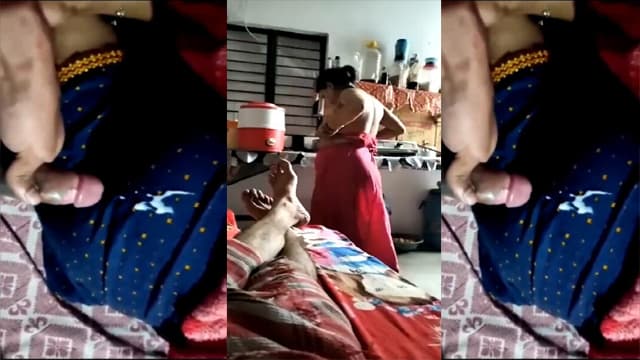 Tharki Viral Son Cum On Sleeping Mom Ass